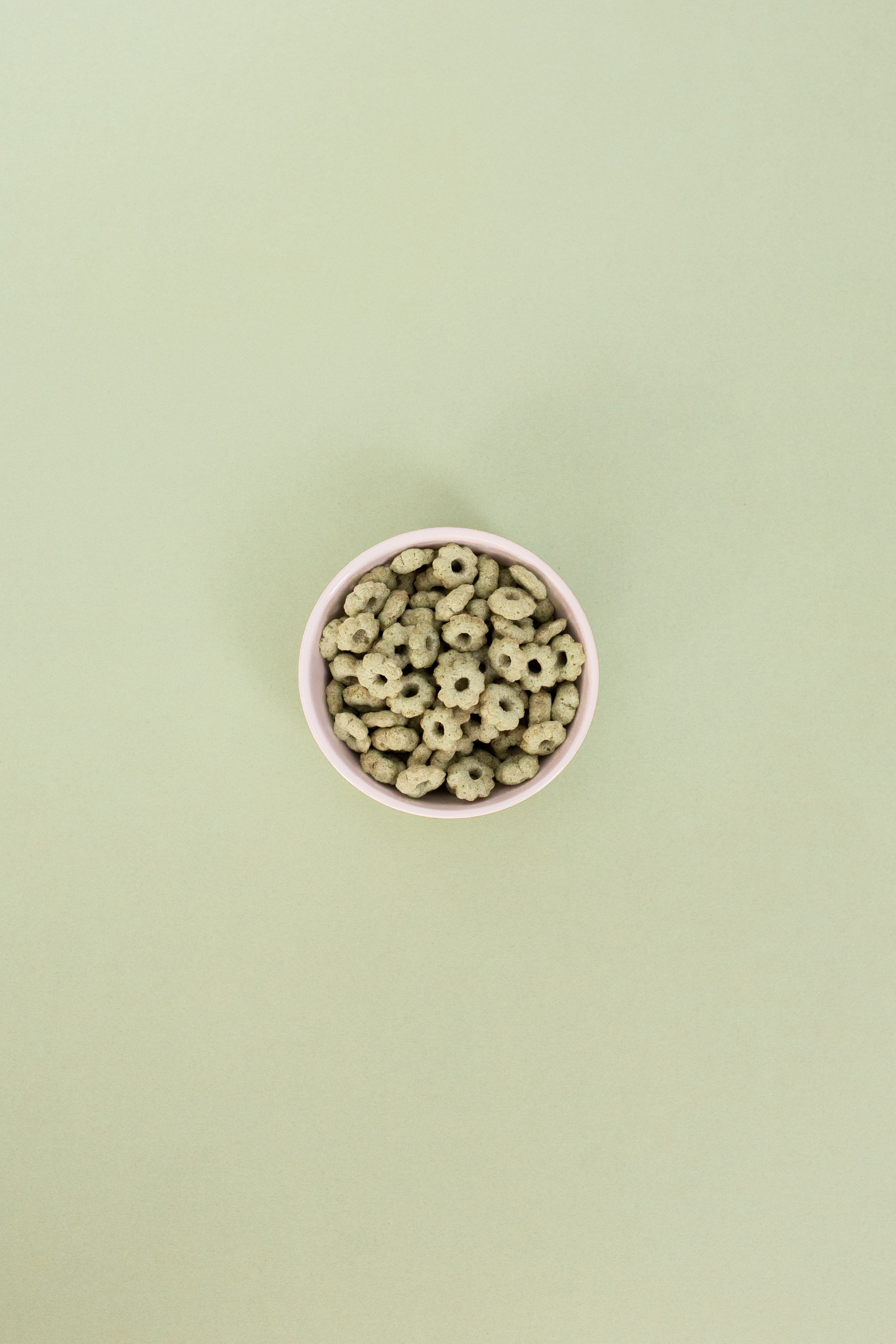 Little Blossom Organic Baby Puff Apple Broccoli in a Bowl